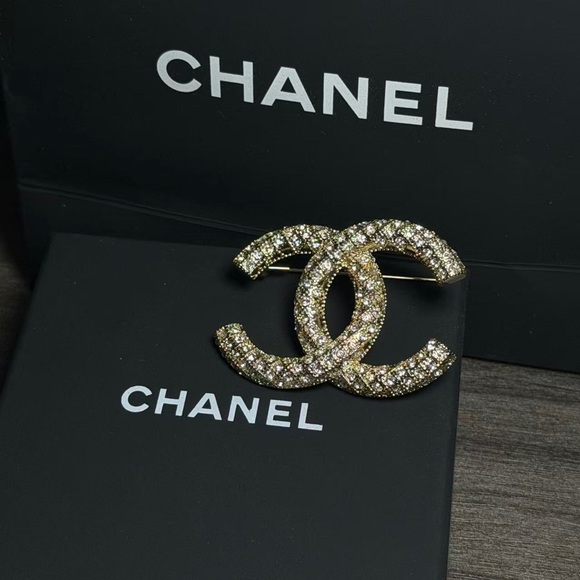 Chanel Glittering Gold Brooch